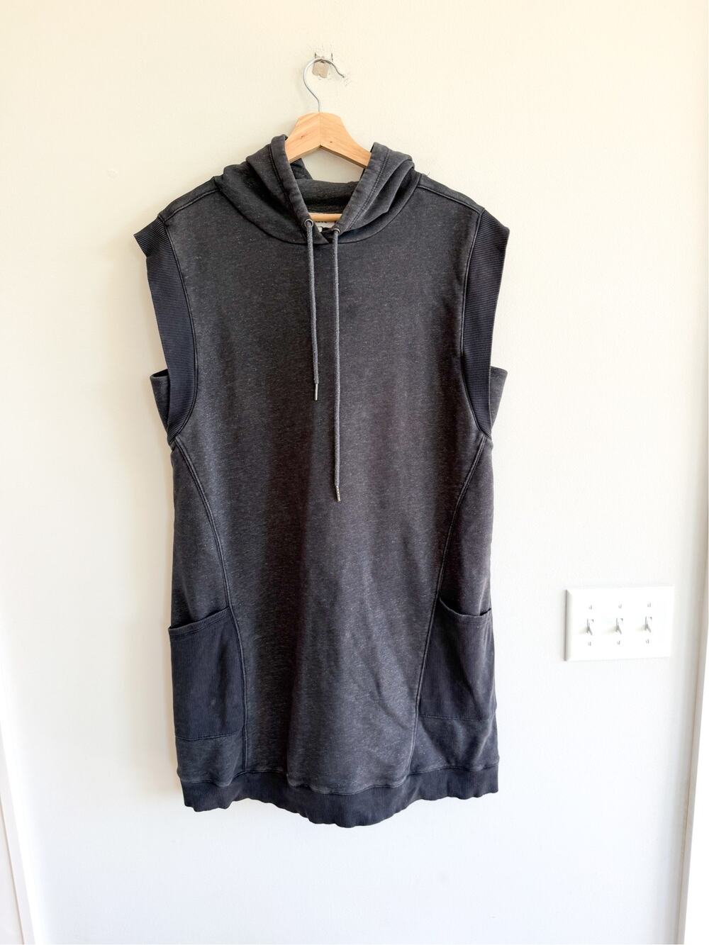 Evereve Sleeveless Cotton Blend Outdoor Hoodie Mini Dress Gray L